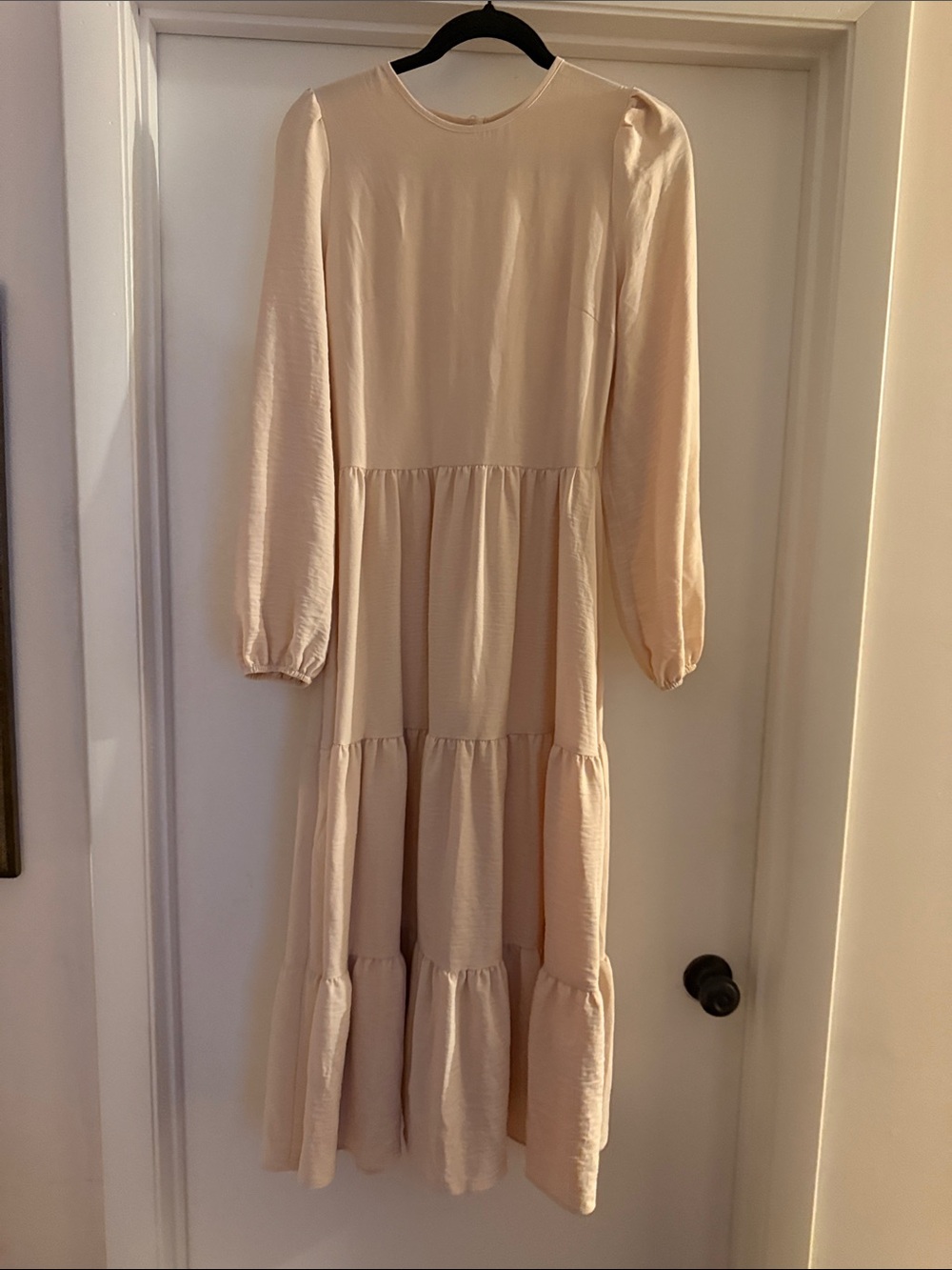 Soft Cream Tiered Long Sleeve Midi Dress
